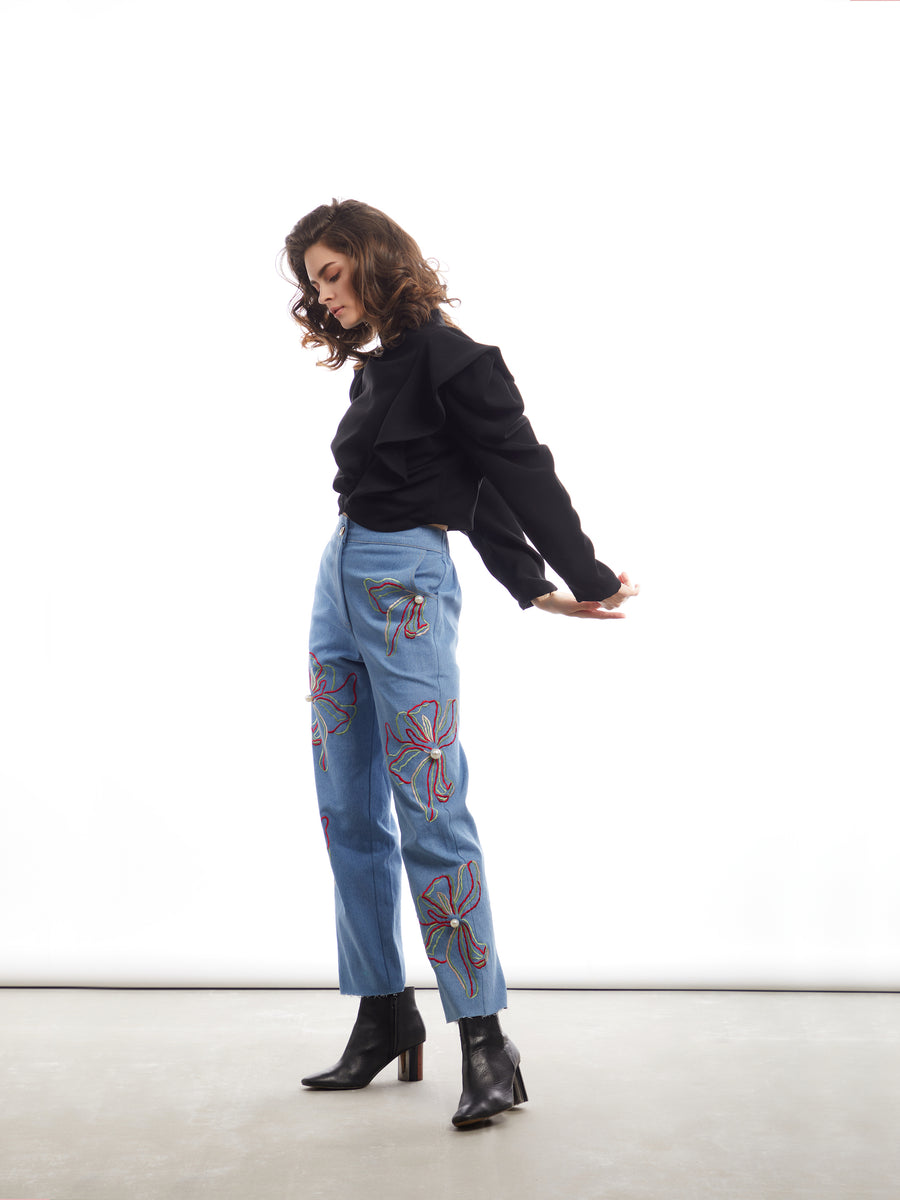 Floral Embroidery Pant