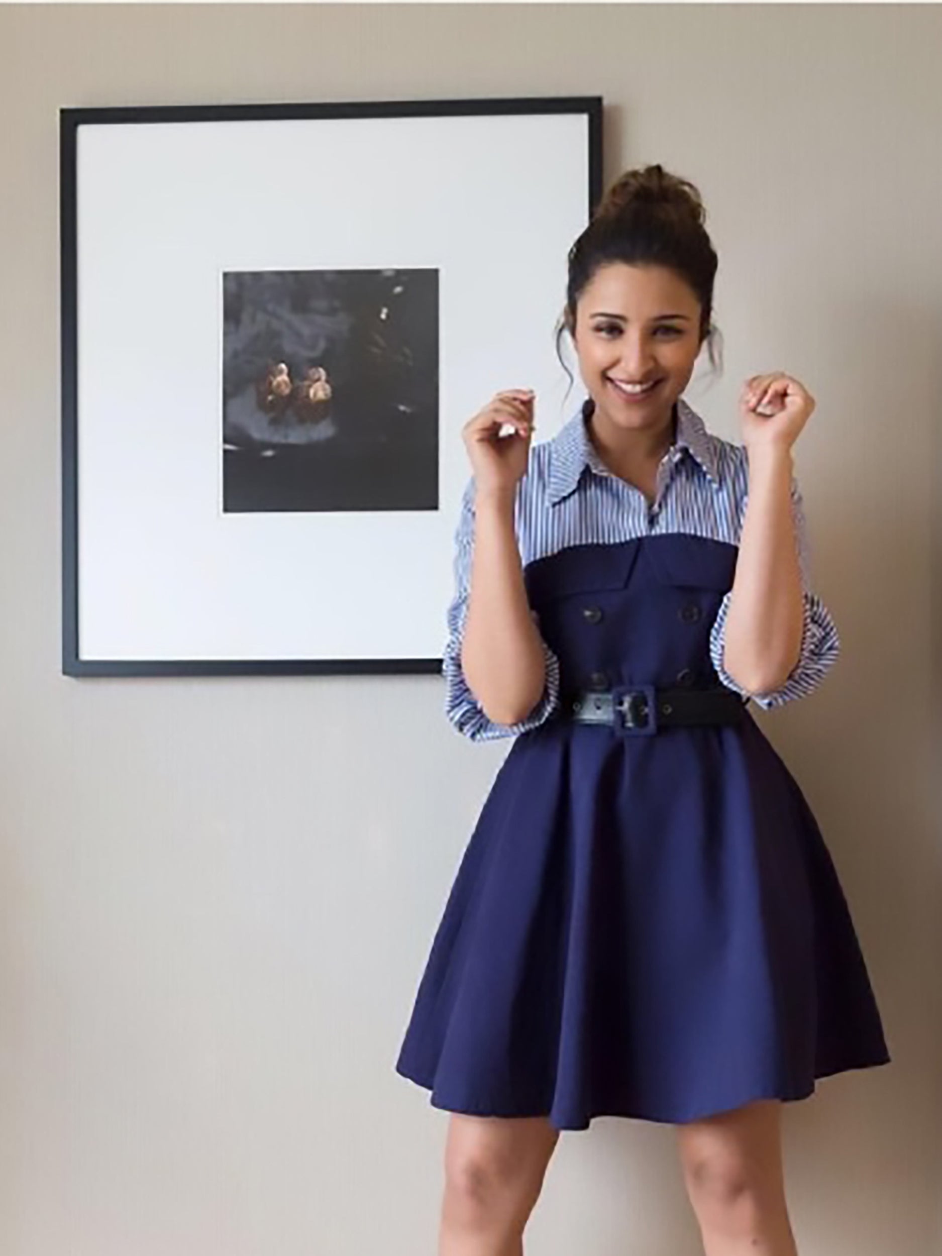 PARINEETI CHOPRA IN COLOURBLOCK TRENCH DRESS