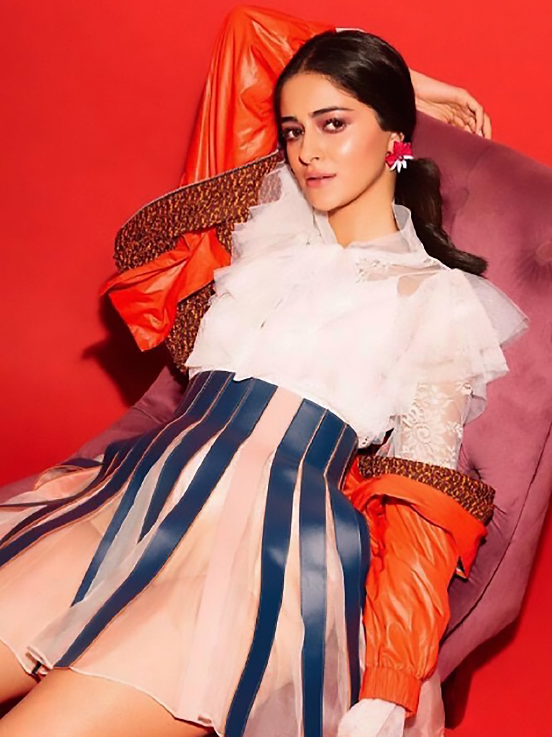ANANYA PANDEY IN LACE RUFFLE TOP