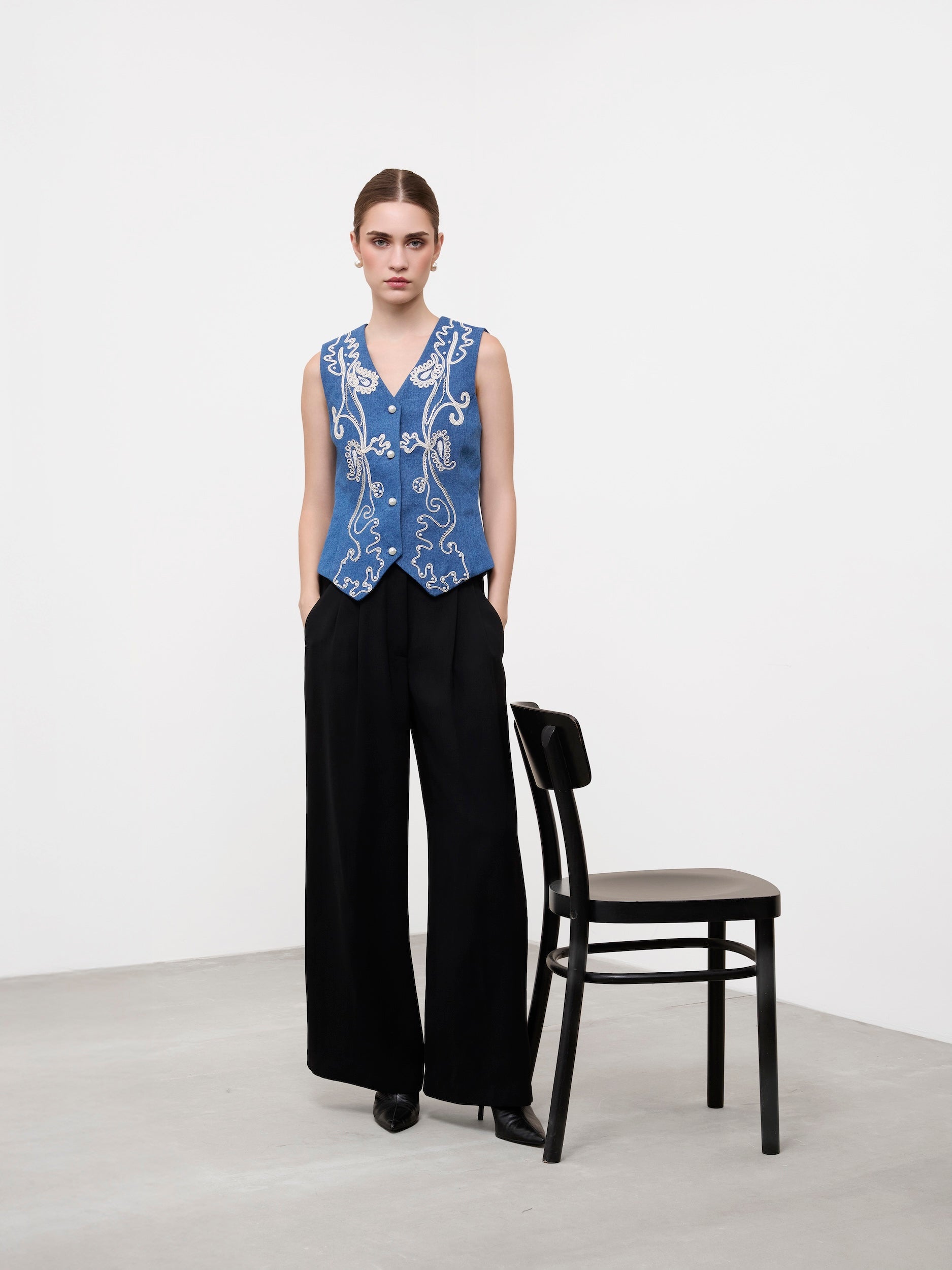 DENIM PAISLEY VEST