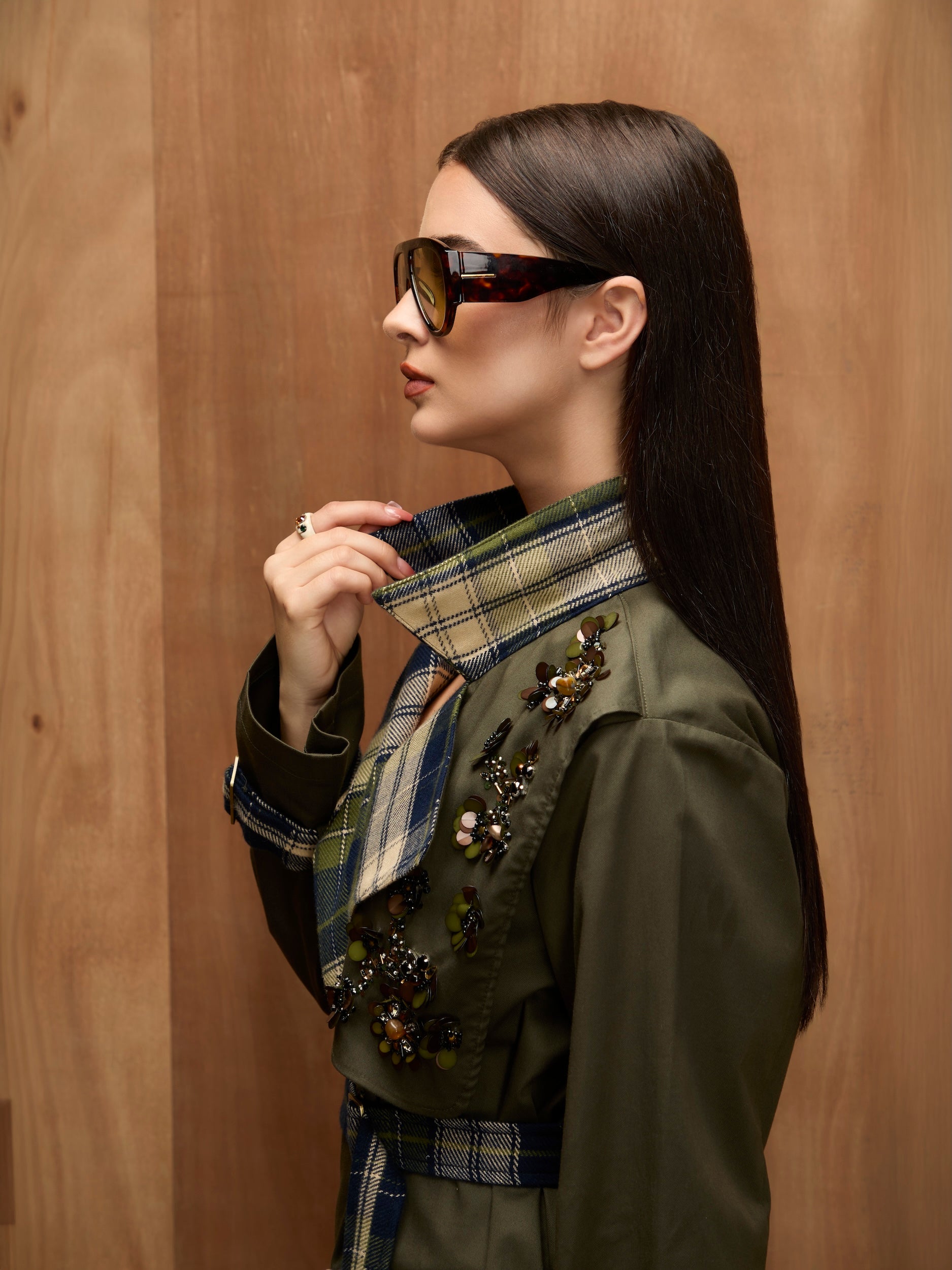 CHELSEA EMBELLISEHED TRENCH