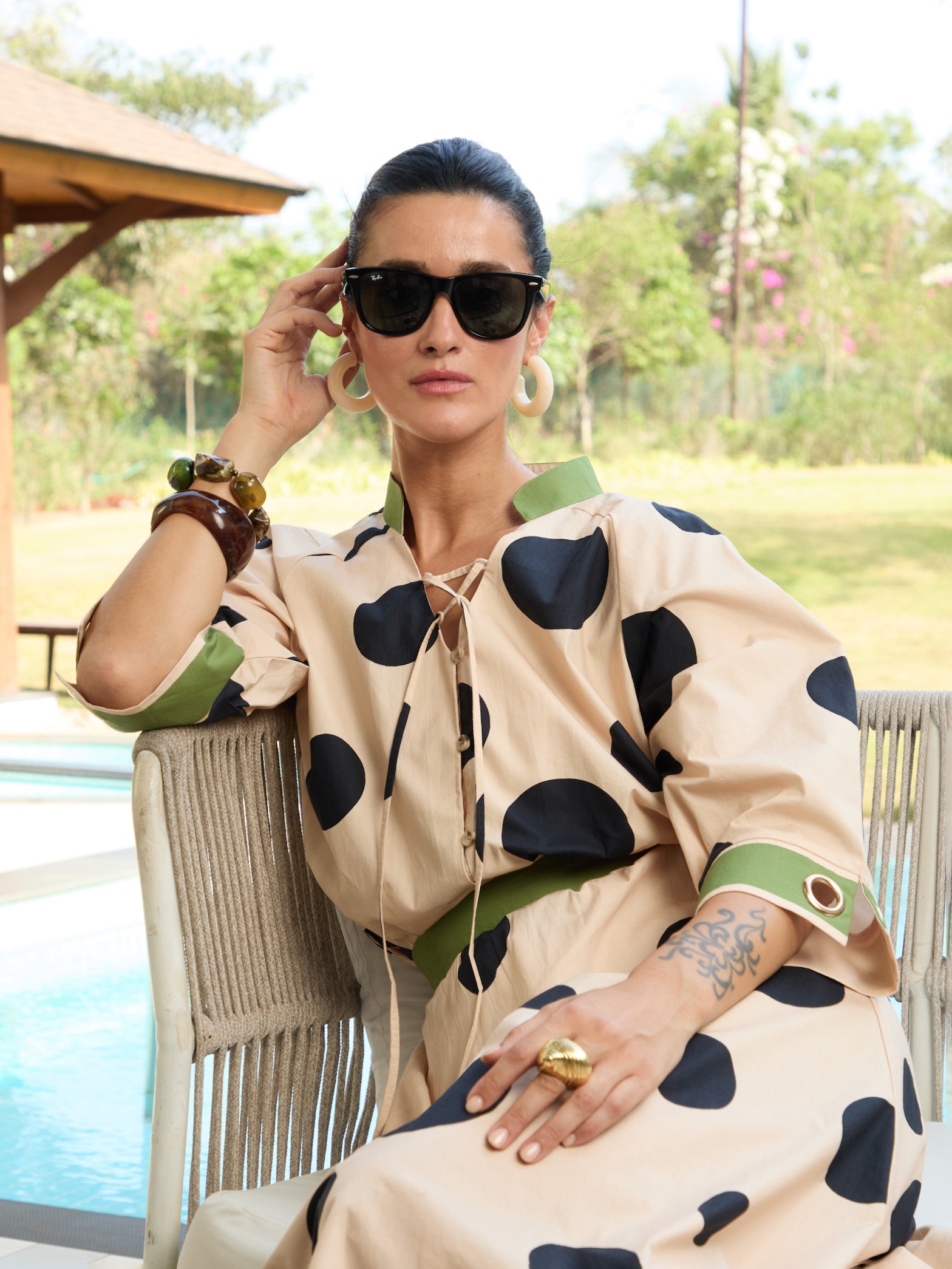 SOHO NECK-TIE BLOUSE